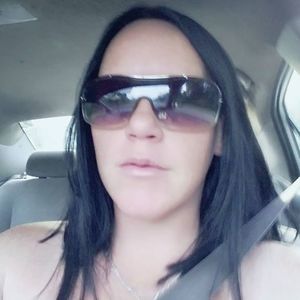 Meet your Posher, Stephani