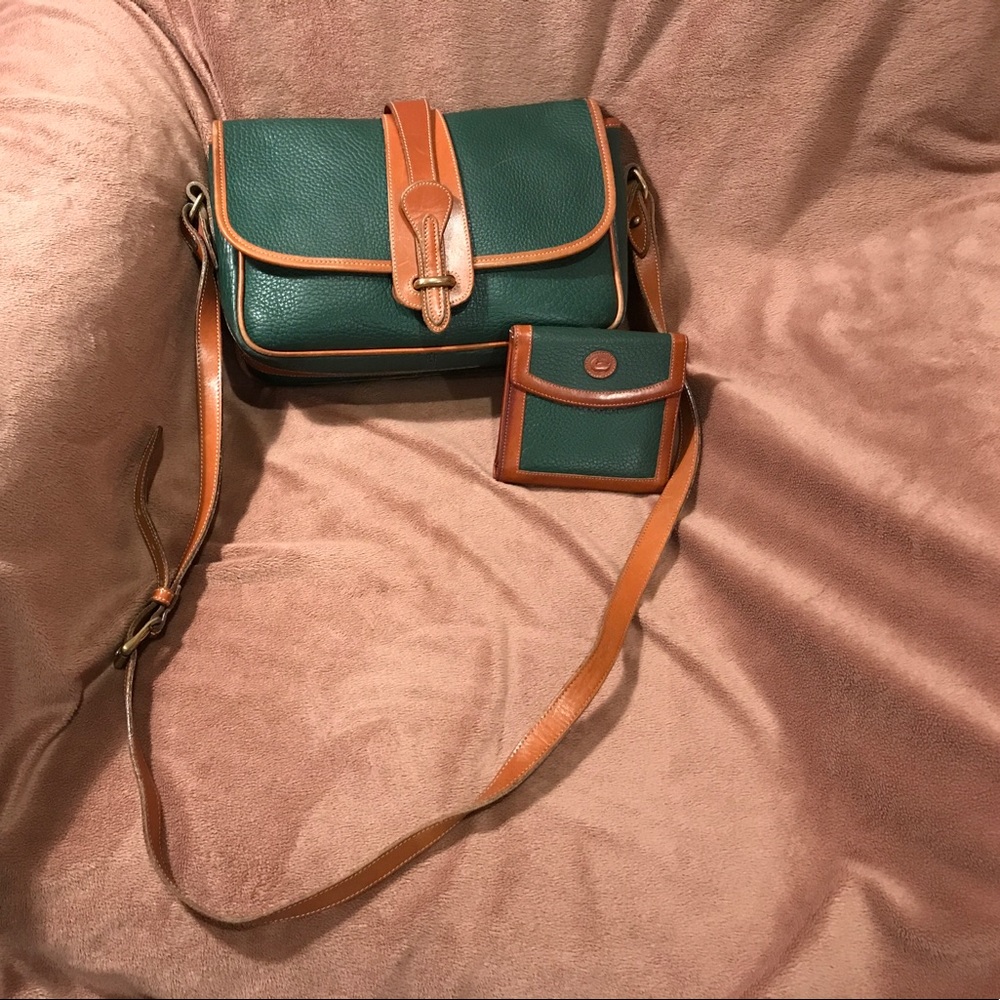 Dooney and Bourke cross body purse and wallet set