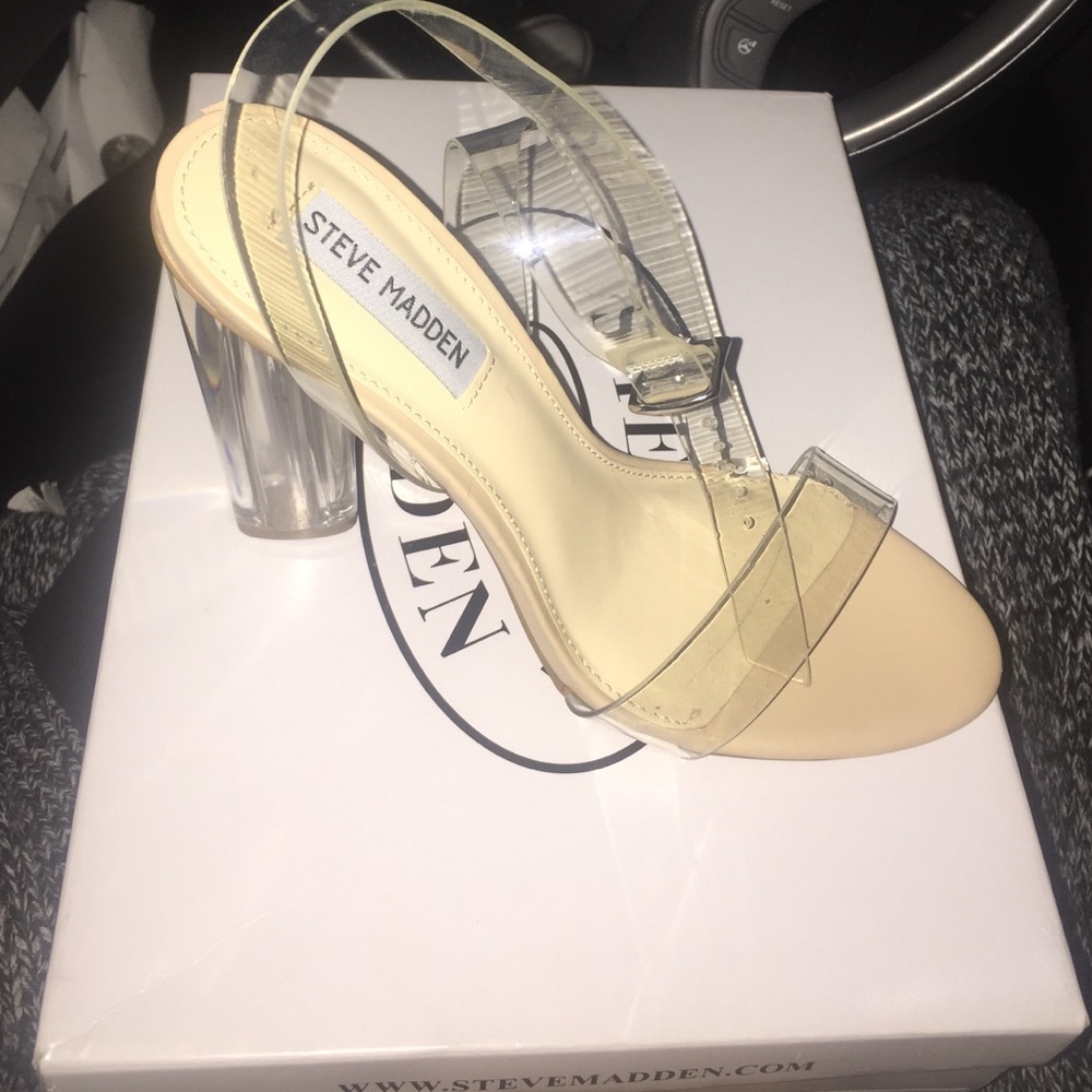 Clear STEVE MADDEN pumps