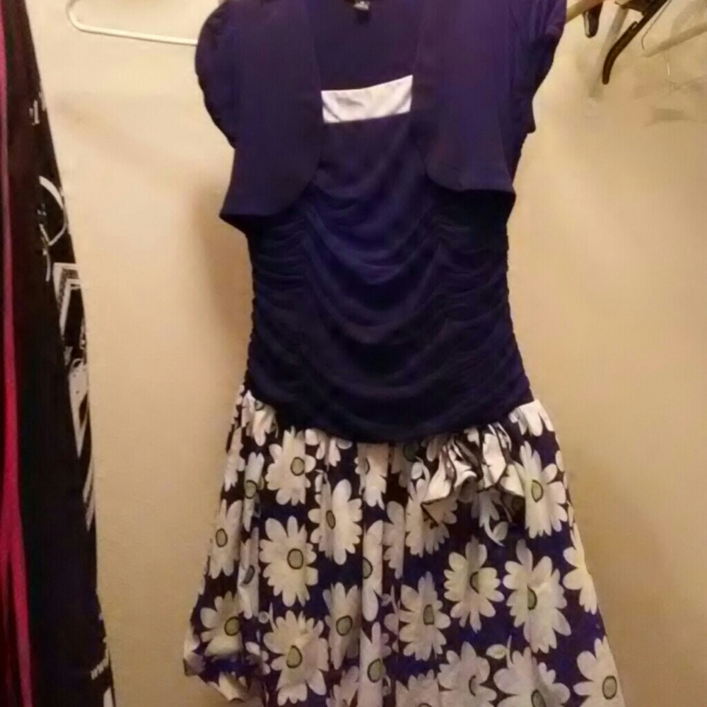 Girls dress