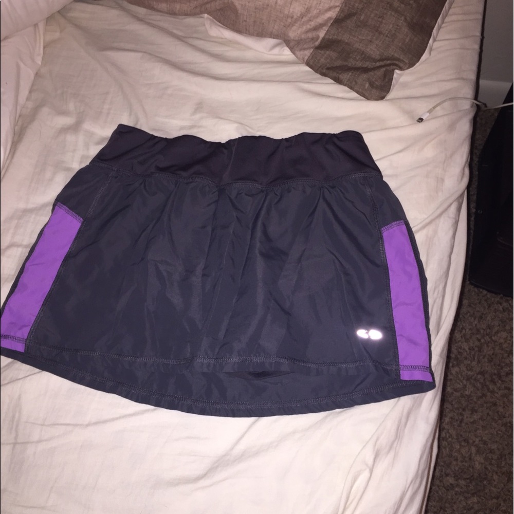 Tennis skirt. Size medium.