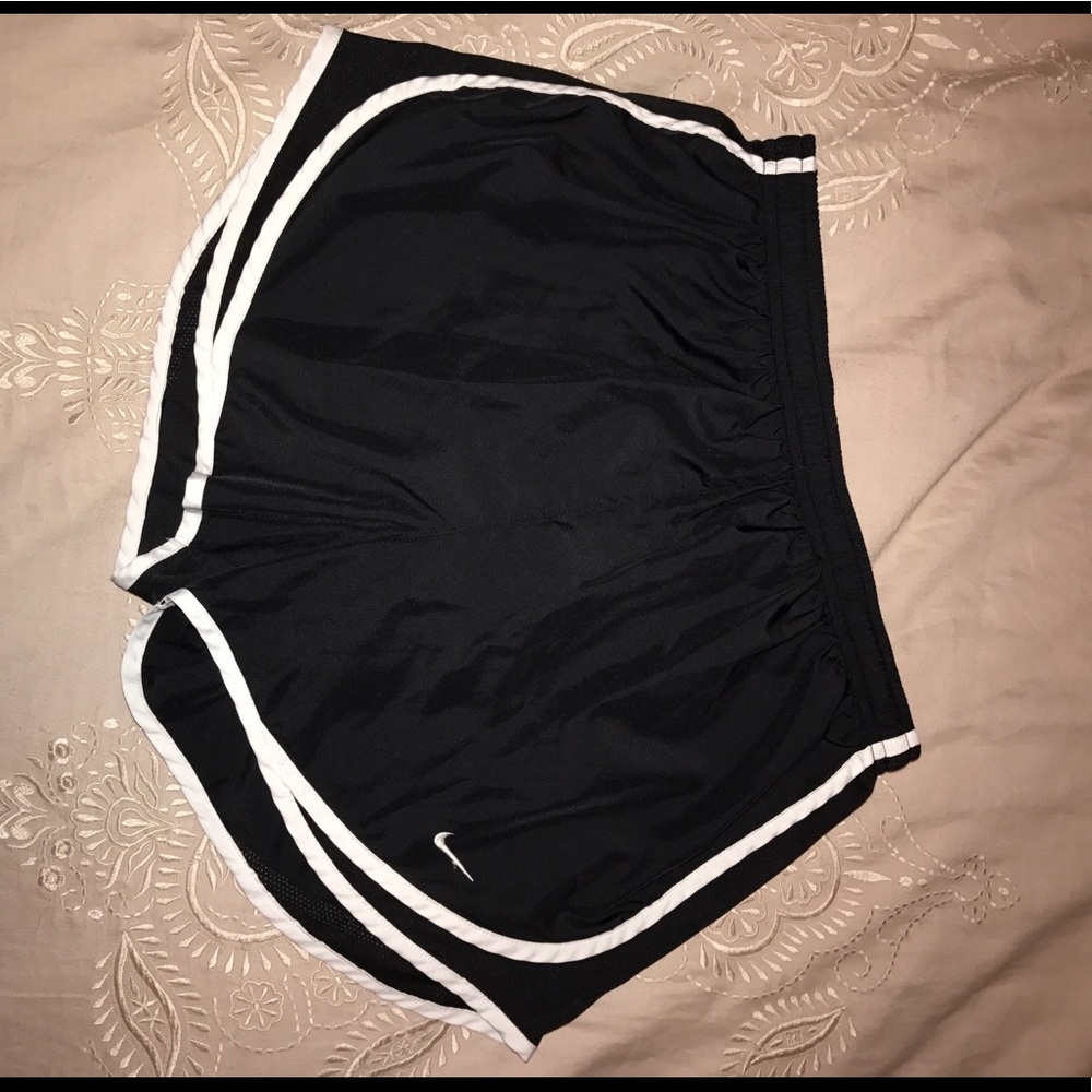 Nike Women's Tempo Shorts