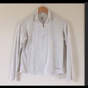 Patagonia light weight pullover