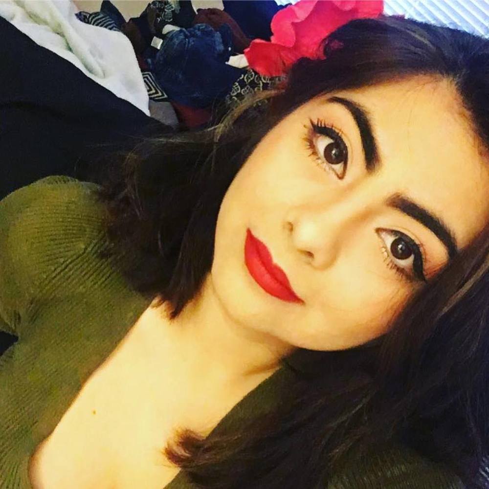 Meet your Posher, Michele