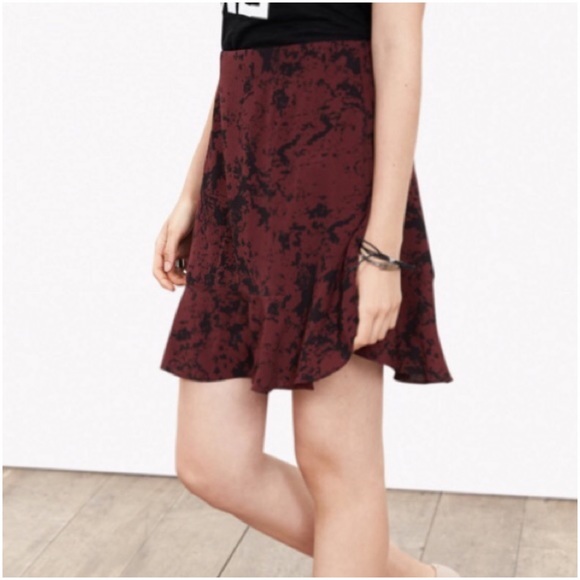Burgundy Marble Skirt 🎊2 X HP 6/26/19 & 2/10/18 - Picture 4 of 6