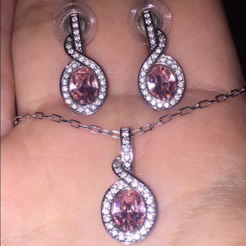Authentic Swarvoski Necklace and earrings set