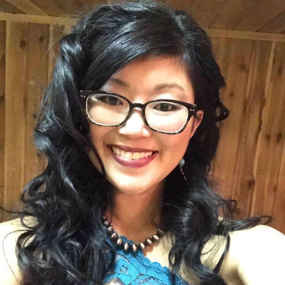 Meet your Posher, Corina