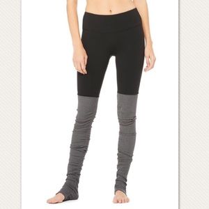 Alo yoga goddess legging in black grey. Size S