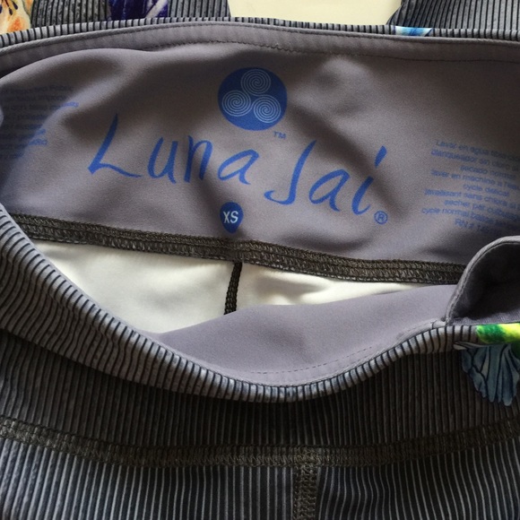 Luna Jai 'Parrot' Active Athletic Pants Sz XS - Picture 4 of 6