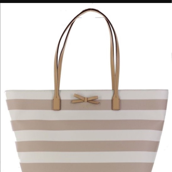 kate spade Handbags - Kate Spade Margareta Sawyer Street Large Tote