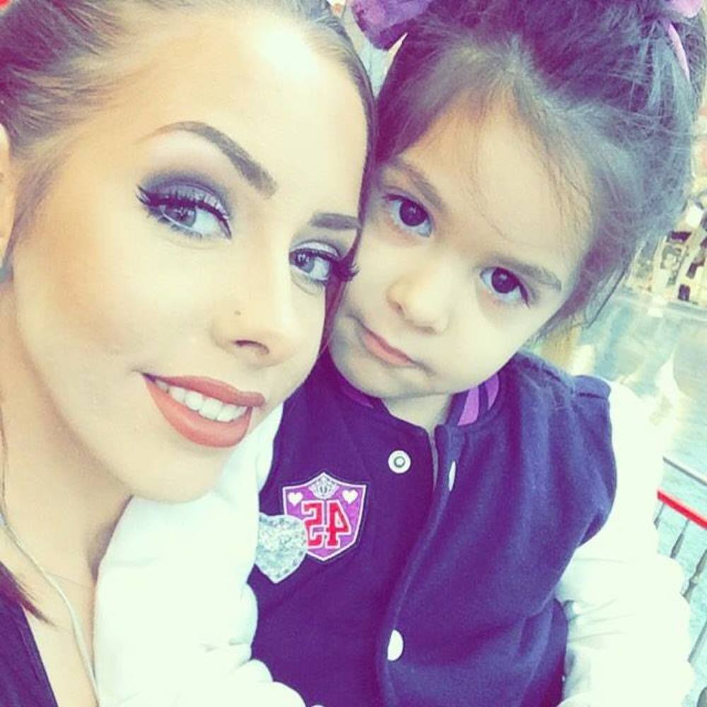 Meet your Posher, Whitney