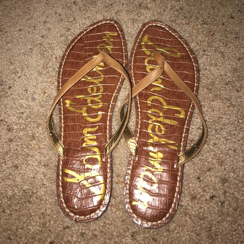 Leather sandals