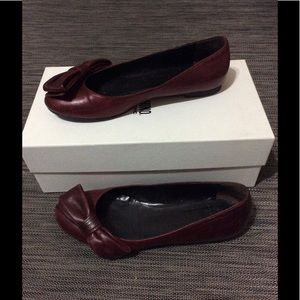 Sold ✅ MOSCHINO red wine shoes 6