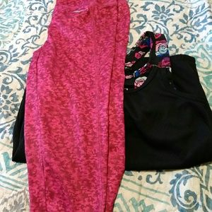 Little girls sports outfit very cute  size 7-8