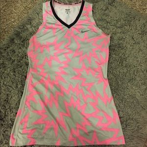 Nike top