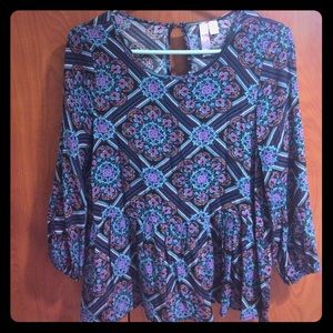 Flared floral/geometric blouse