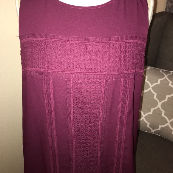 BEAUTIFUL BURGUNDY Dress ❤️ - Picture 2 of 2