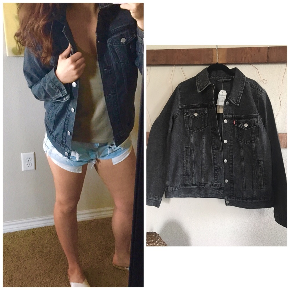 Levis Black Denim Jacket🌾
