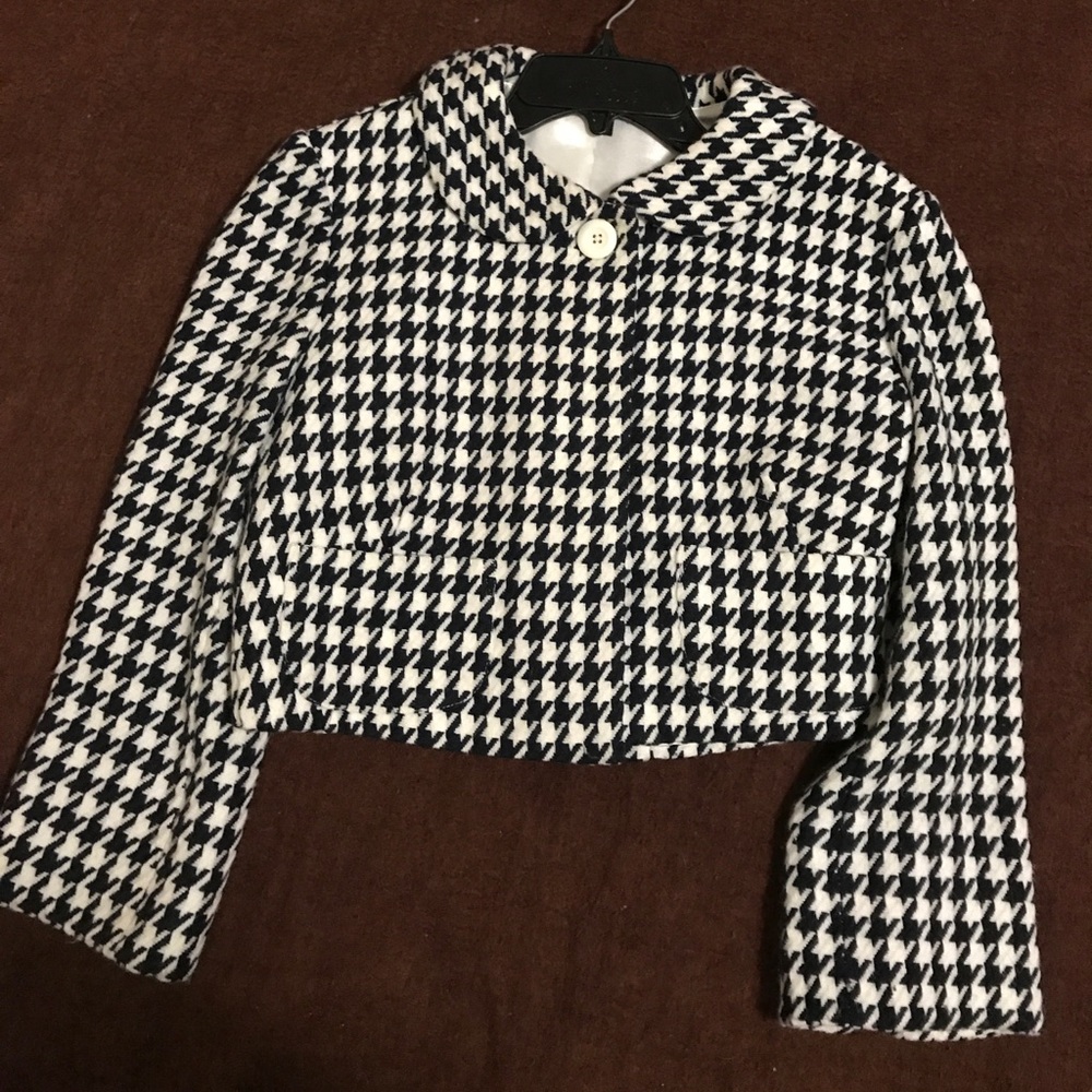 Cape coat size small Zinc