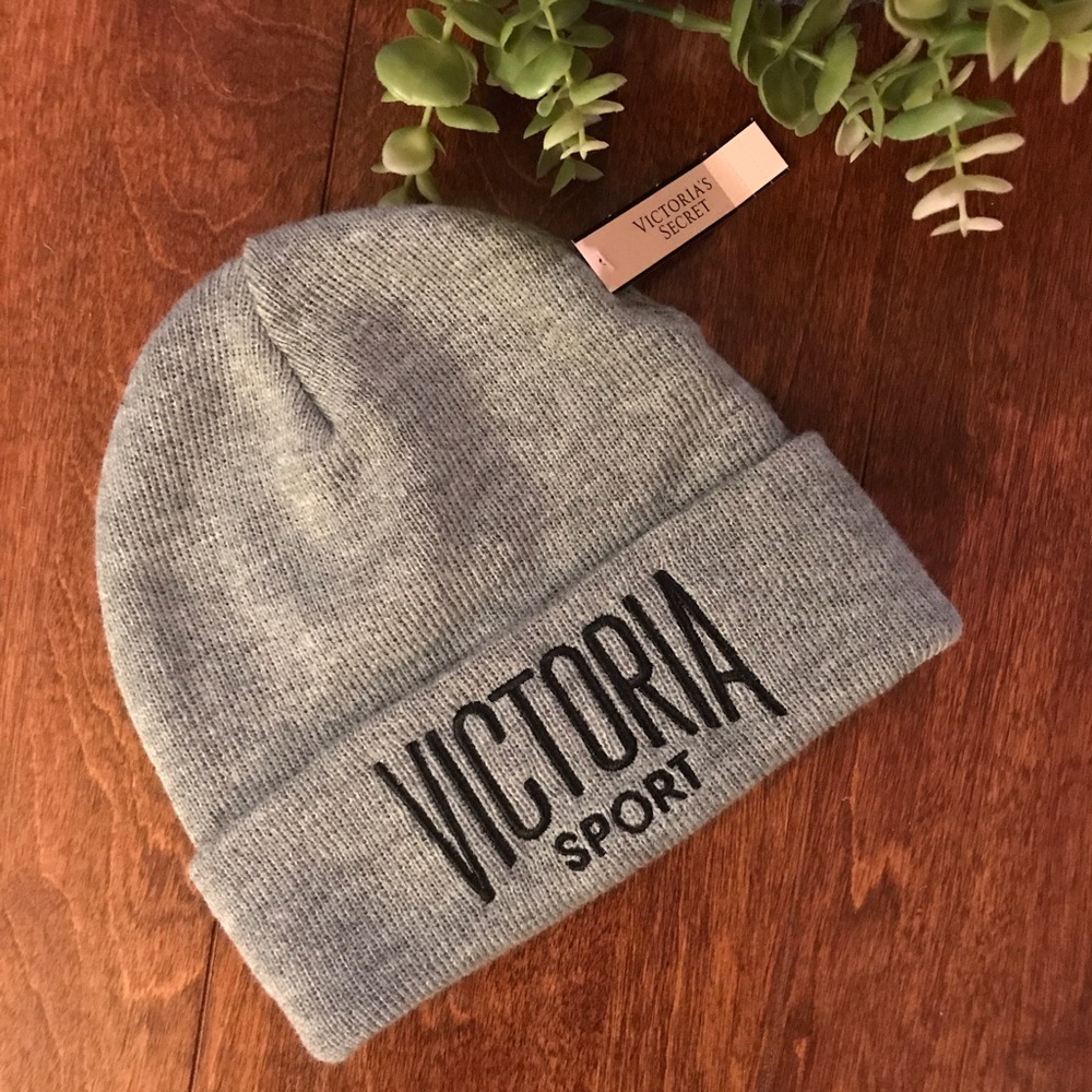 NWT - Victoria Secret Sport Beanie