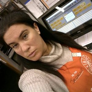 Meet your Posher, Jacqueline