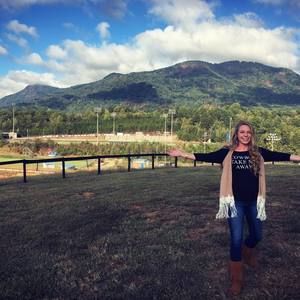 Meet your Posher, Ansley