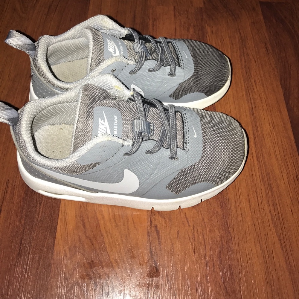 Toddler nikes!