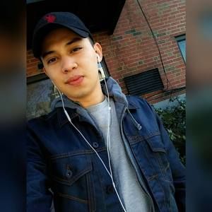 Meet your Posher, Denis