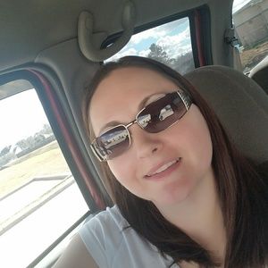 Meet your Posher, Kristin