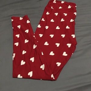 Lularoe Tall and Curvy TC Valentine Leggings