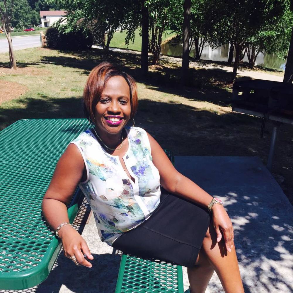 Meet your Posher, Felisa