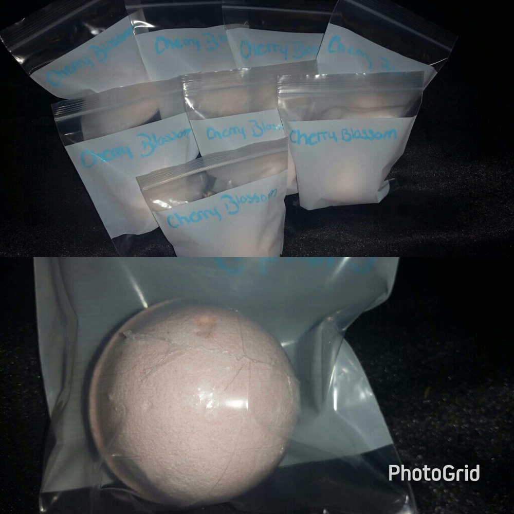 BATH BOMBS