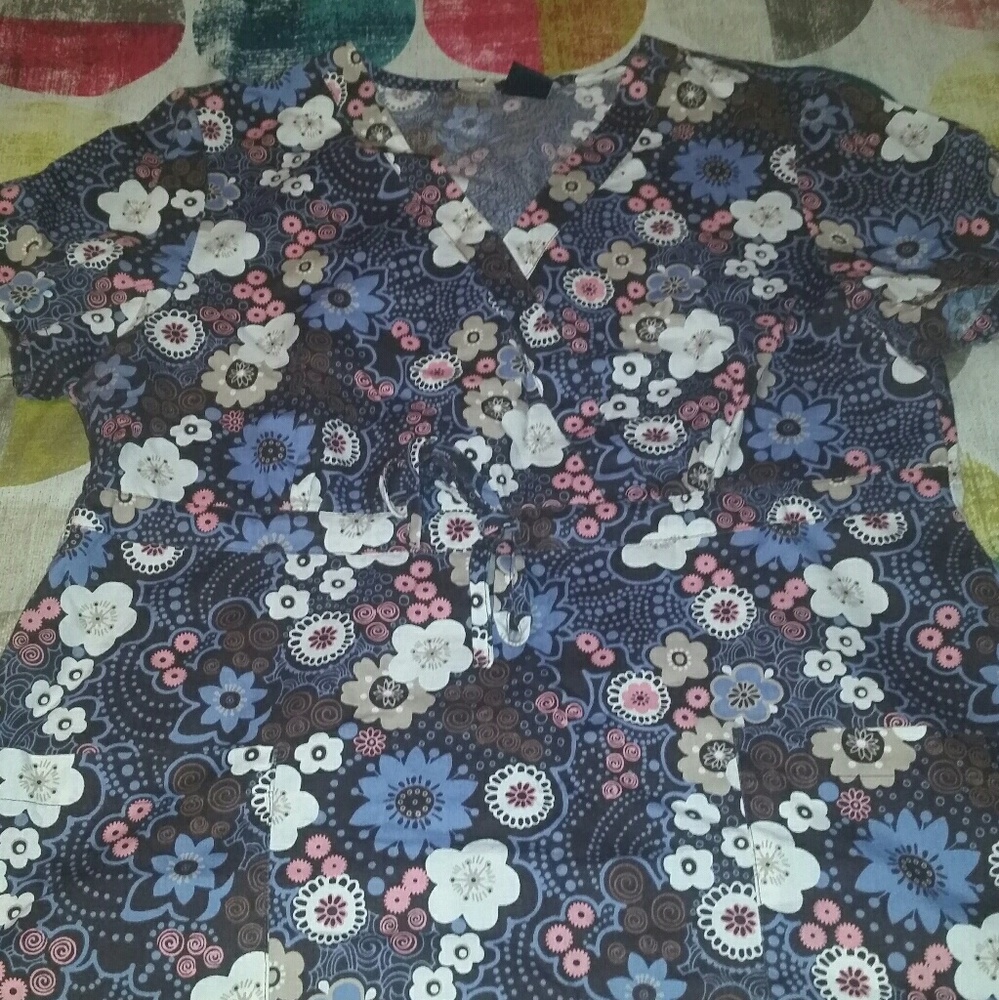 Scrub Top