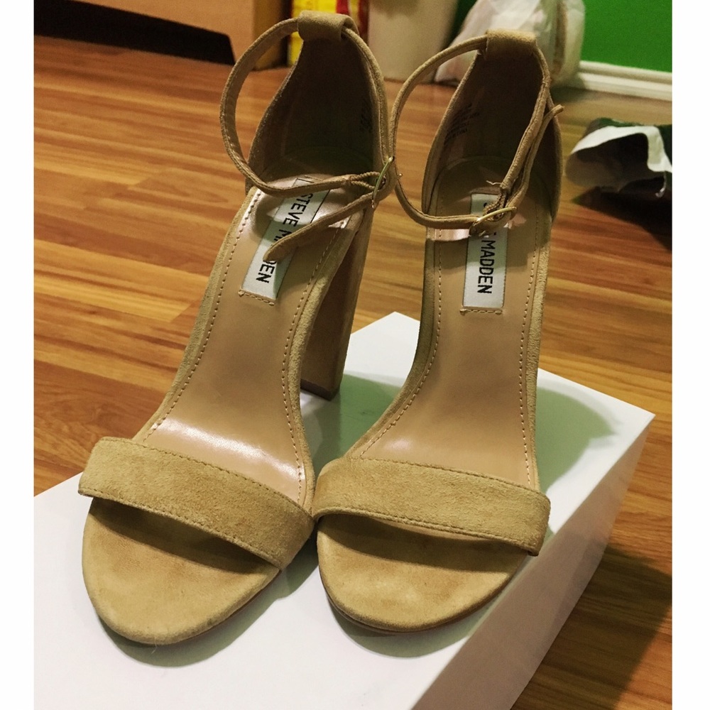 ‼️ON HOLD Dont purchase‼️ Steve Madden Heels