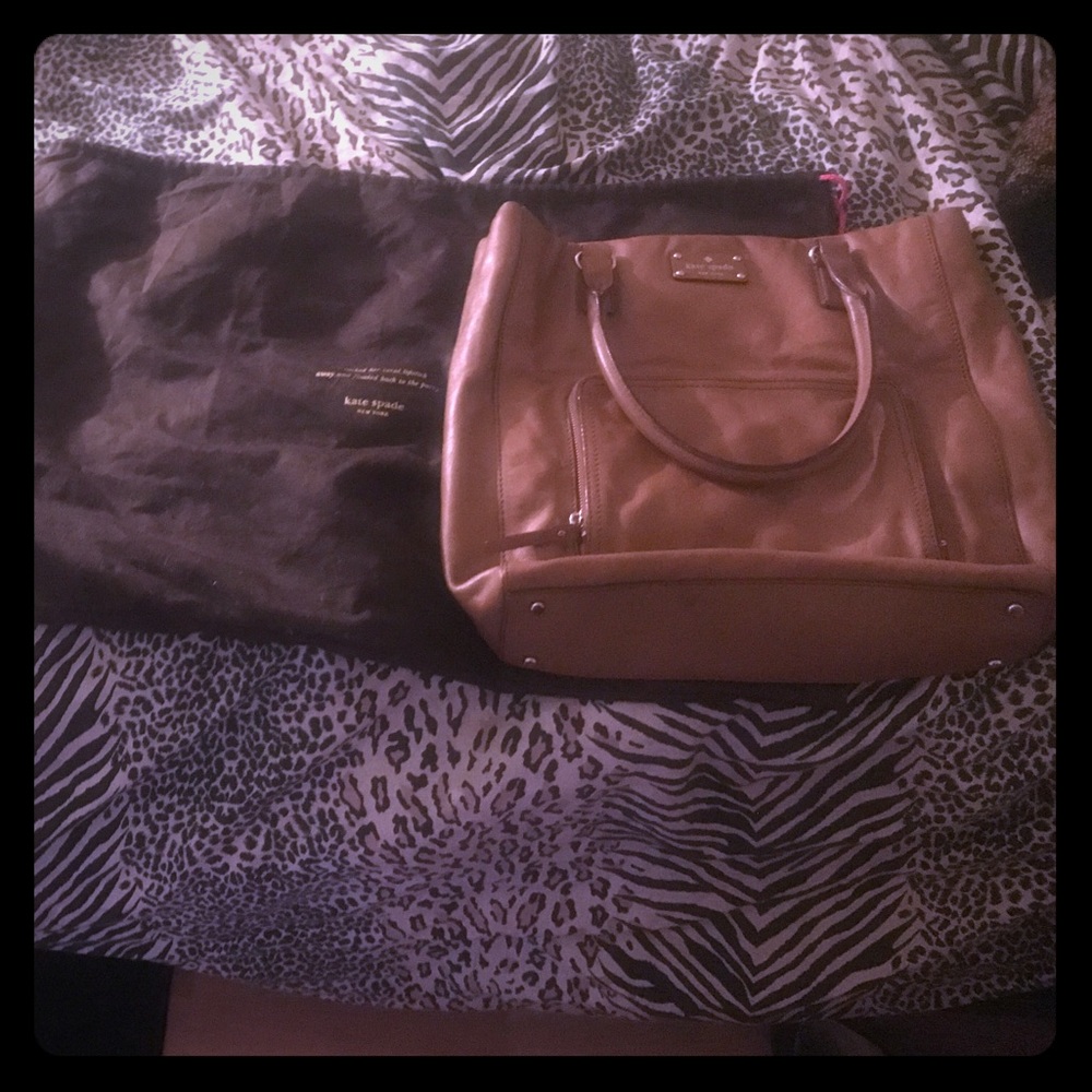 Kate Spade Tote - Picture 1 of 4