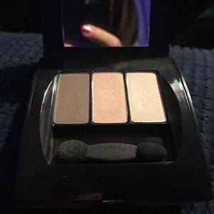 Jafra Powder Eyeshadow - The Nudes