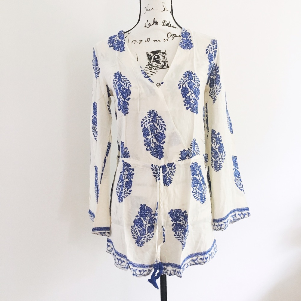🌸Host Pick🌸 Last 3! Vintage Beach Print Romper - Picture 4 of 8