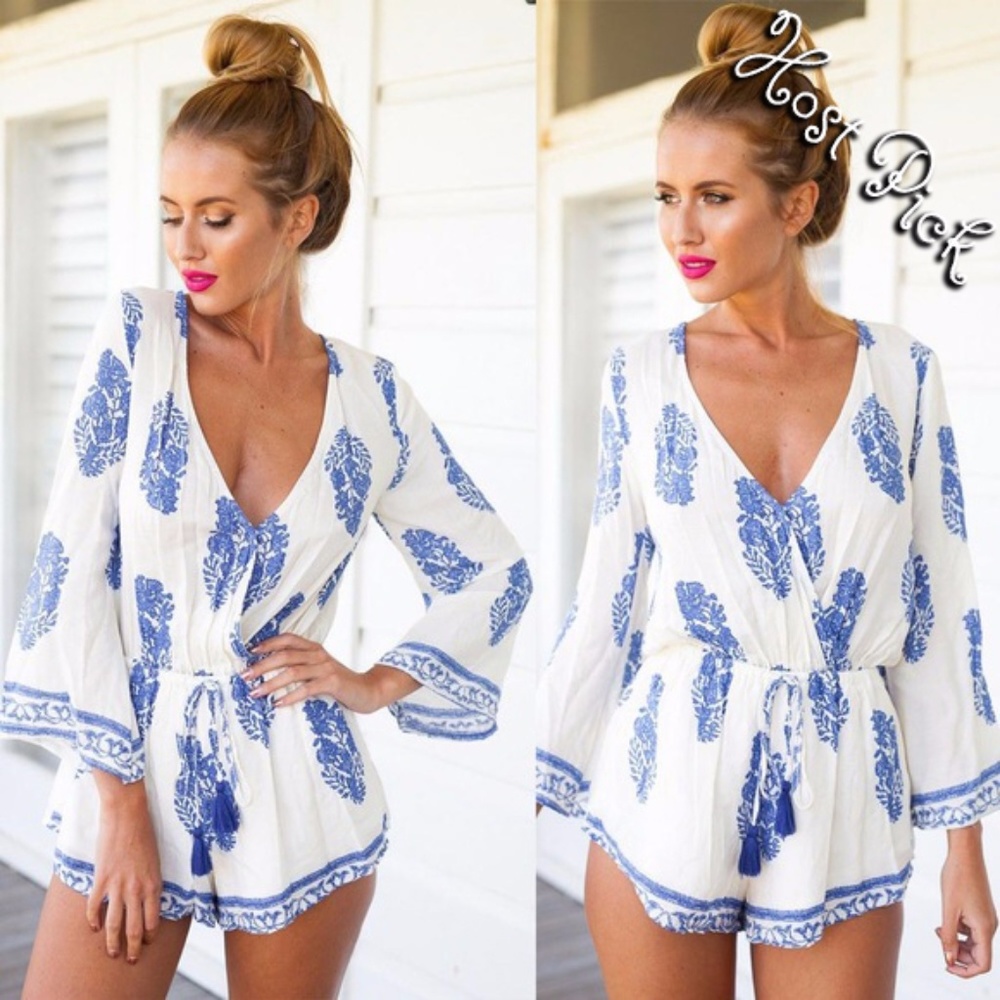 🌸Host Pick🌸 Last 3! Vintage Beach Print Romper - Picture 1 of 8