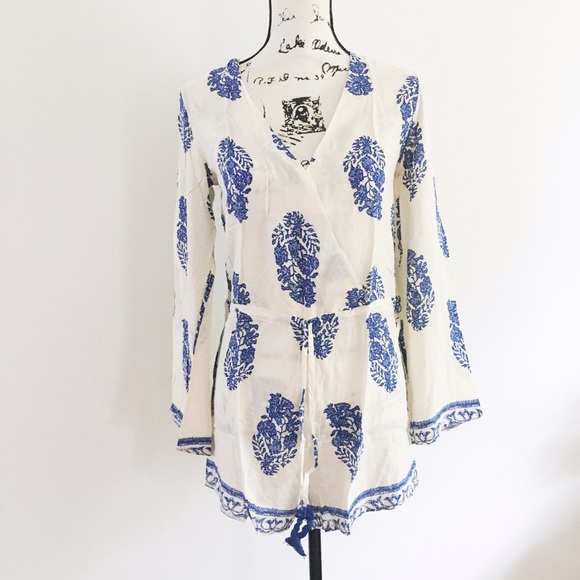 🌸Host Pick🌸 Last 3! Vintage Beach Print Romper - Picture 4 of 8