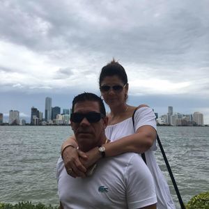 Meet your Posher, Lázaro enrrique