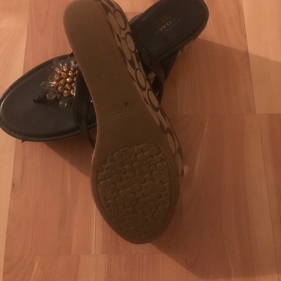 Coach sandals - Picture 3 of 3