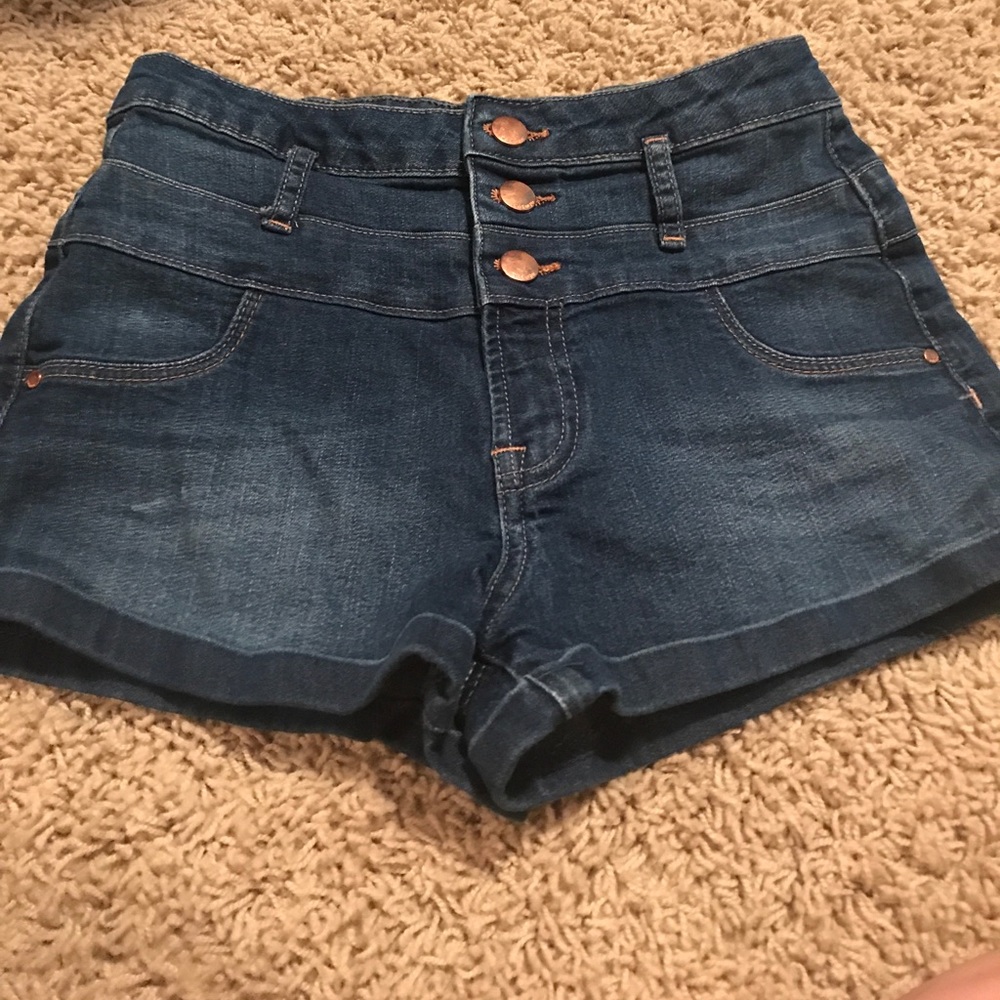 Refuge jean shorts worn once