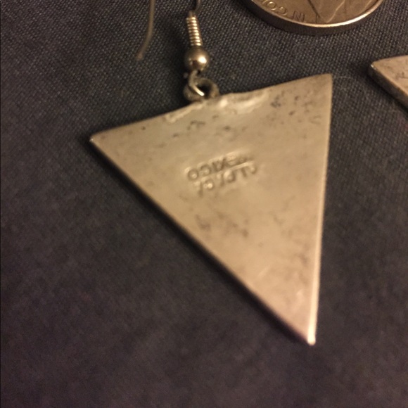 Vintage Alpaca silver triangle earrings - Picture 3 of 6