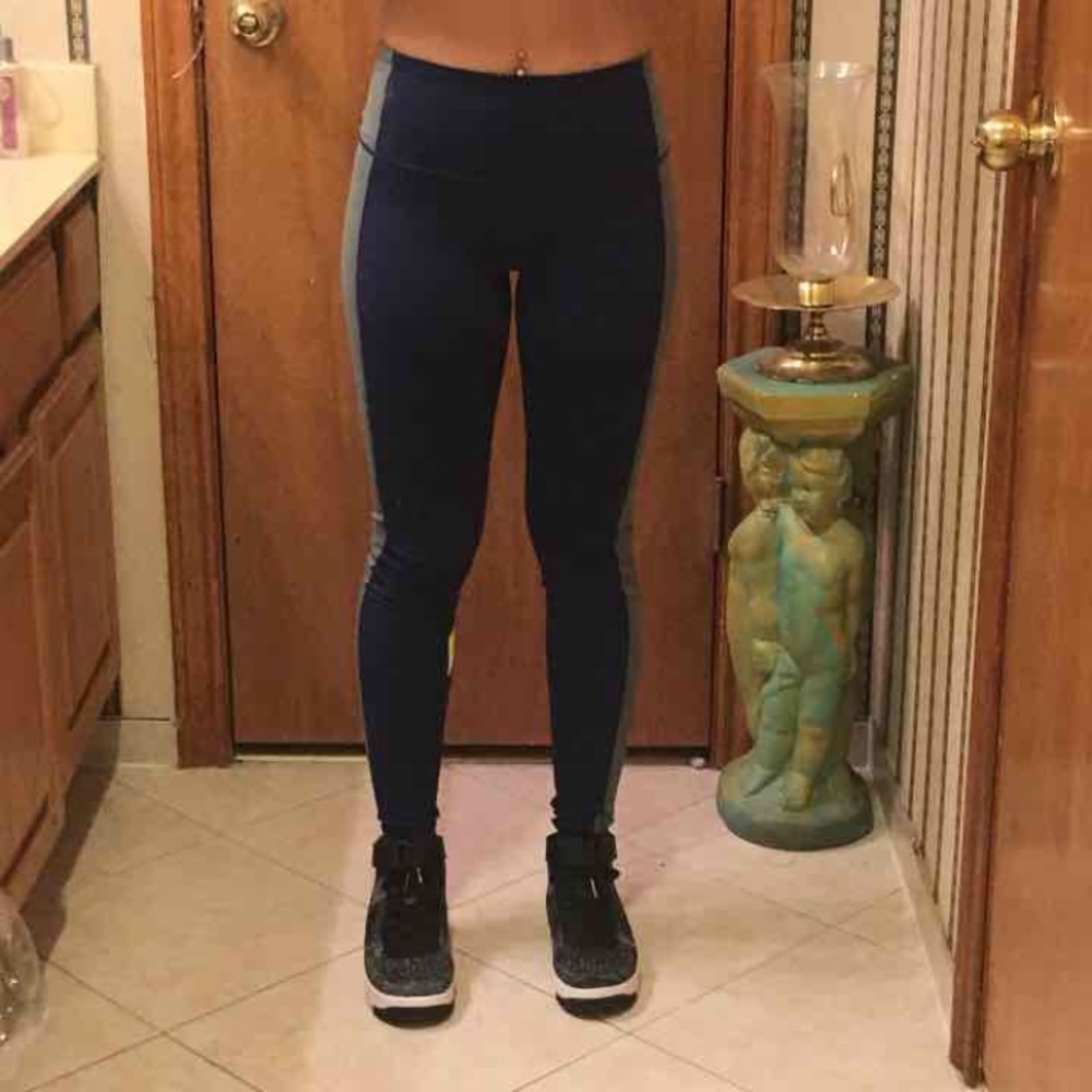 ❌SOLD❌ Victoria's Secret VSX leggings