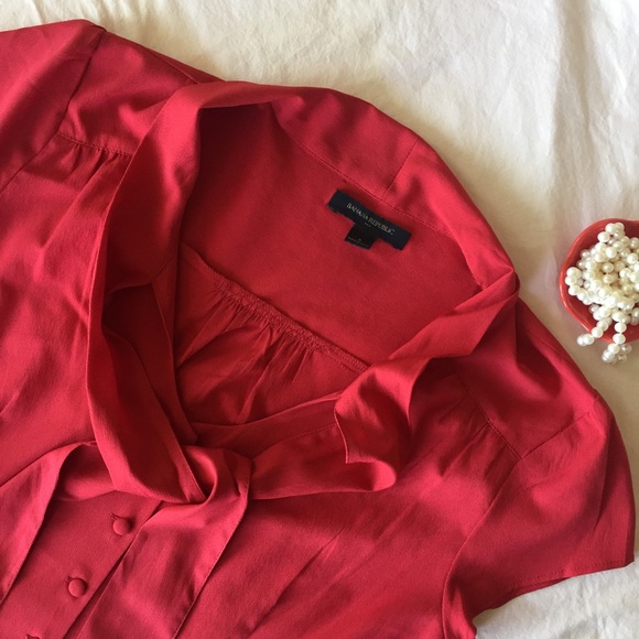Banana Republic Tops - Banana Republic Tie-Front Blouse