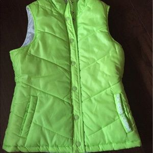 Reversible fox vest