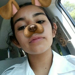 Meet your Posher, Adriana