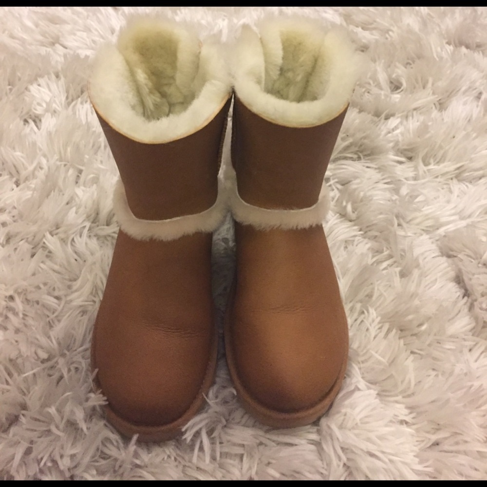 New cute uggs