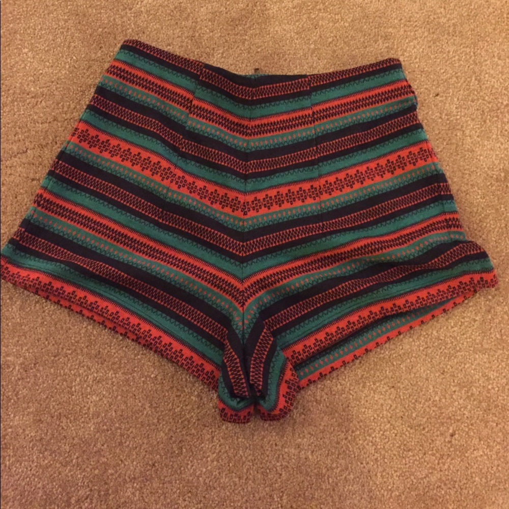 summer booty short shorts with zipper