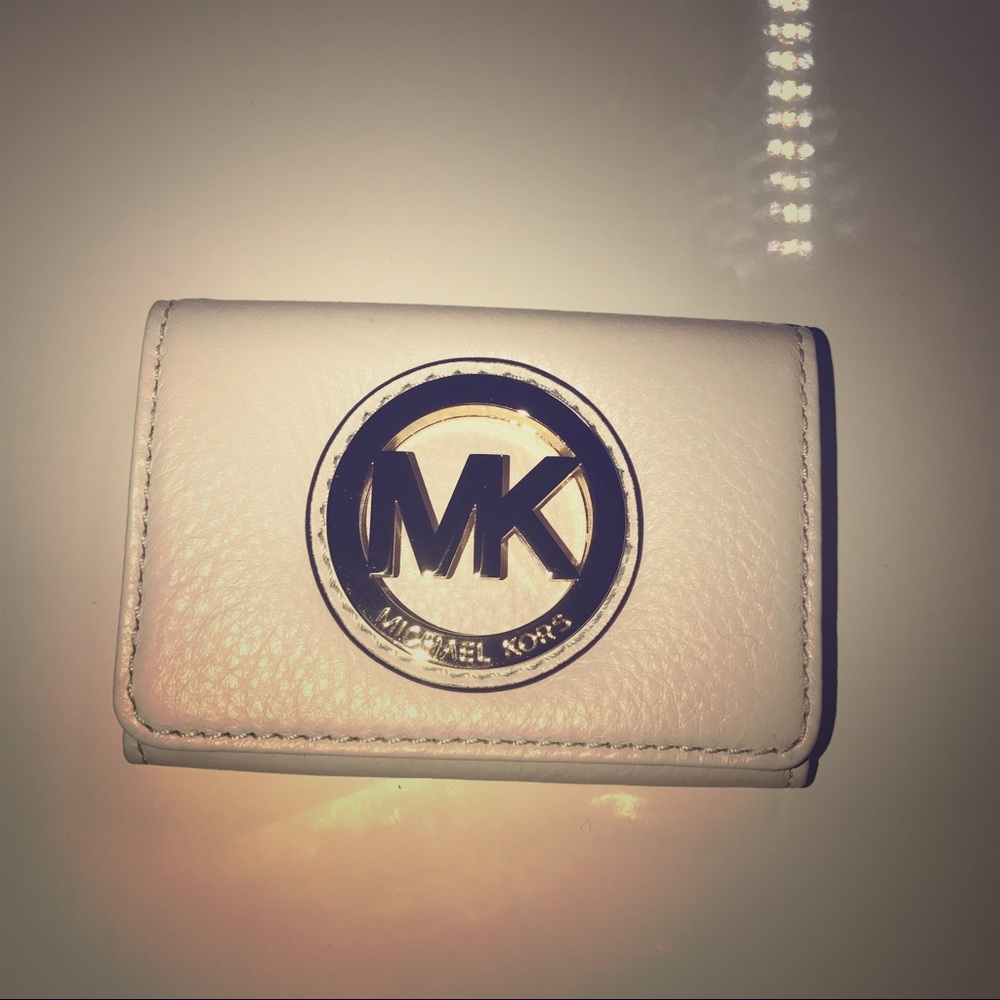 Brand NWT Michael Kors authentic leather card case